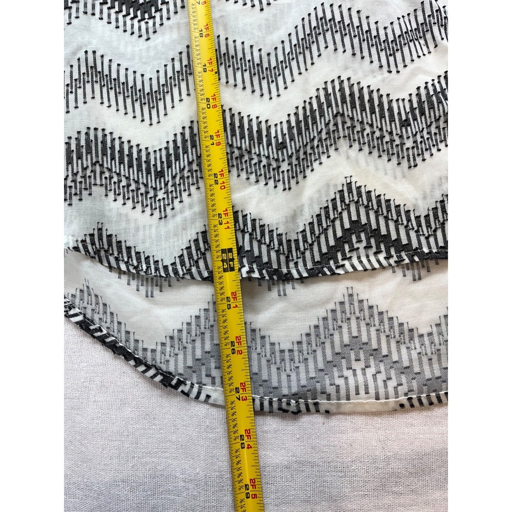 J. Crew Chevron Semi-Sheer Black & White Blouse Womens sz M Chic Spring Office - Picture 15 of 16